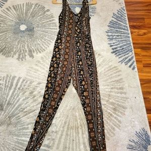 Printed romper Size M